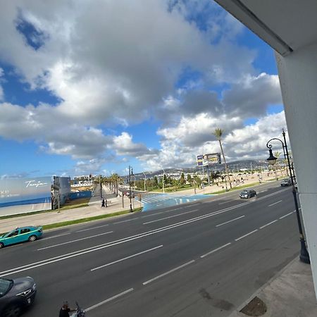 Splendide Studio Haut Standing En Face De La Marina Et A 200 M Du Port De Tanger - 1 Chambre Double Buitenkant foto