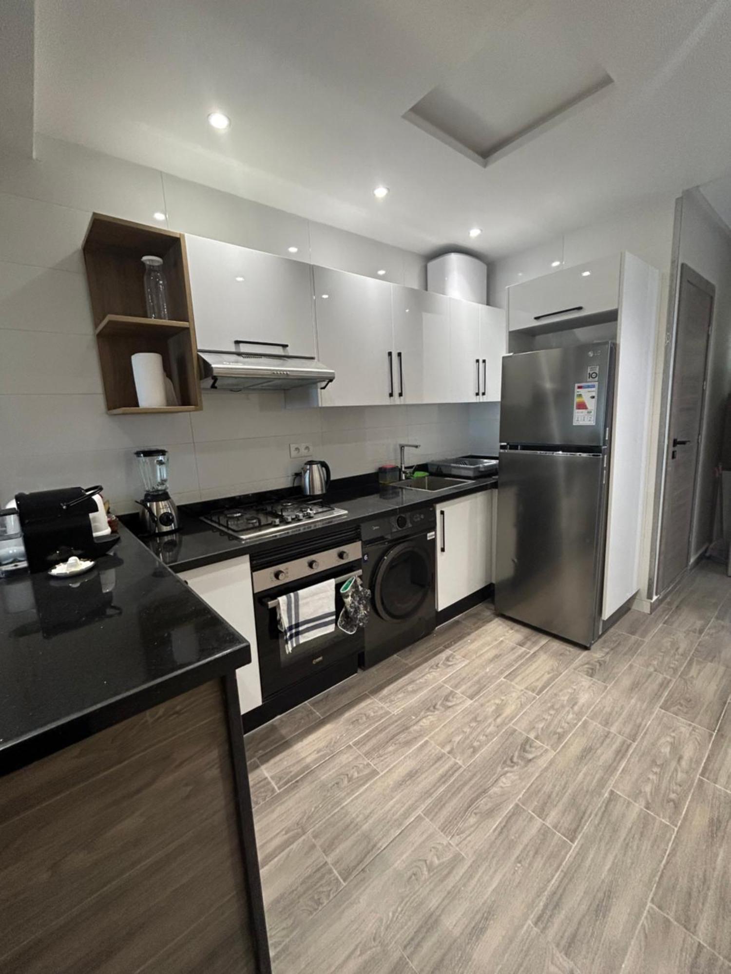 Splendide Studio Haut Standing En Face De La Marina Et A 200 M Du Port De Tanger - 1 Chambre Double Buitenkant foto