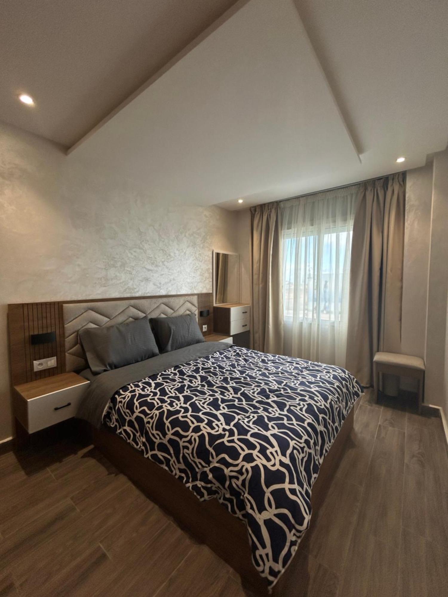 Splendide Studio Haut Standing En Face De La Marina Et A 200 M Du Port De Tanger - 1 Chambre Double Buitenkant foto