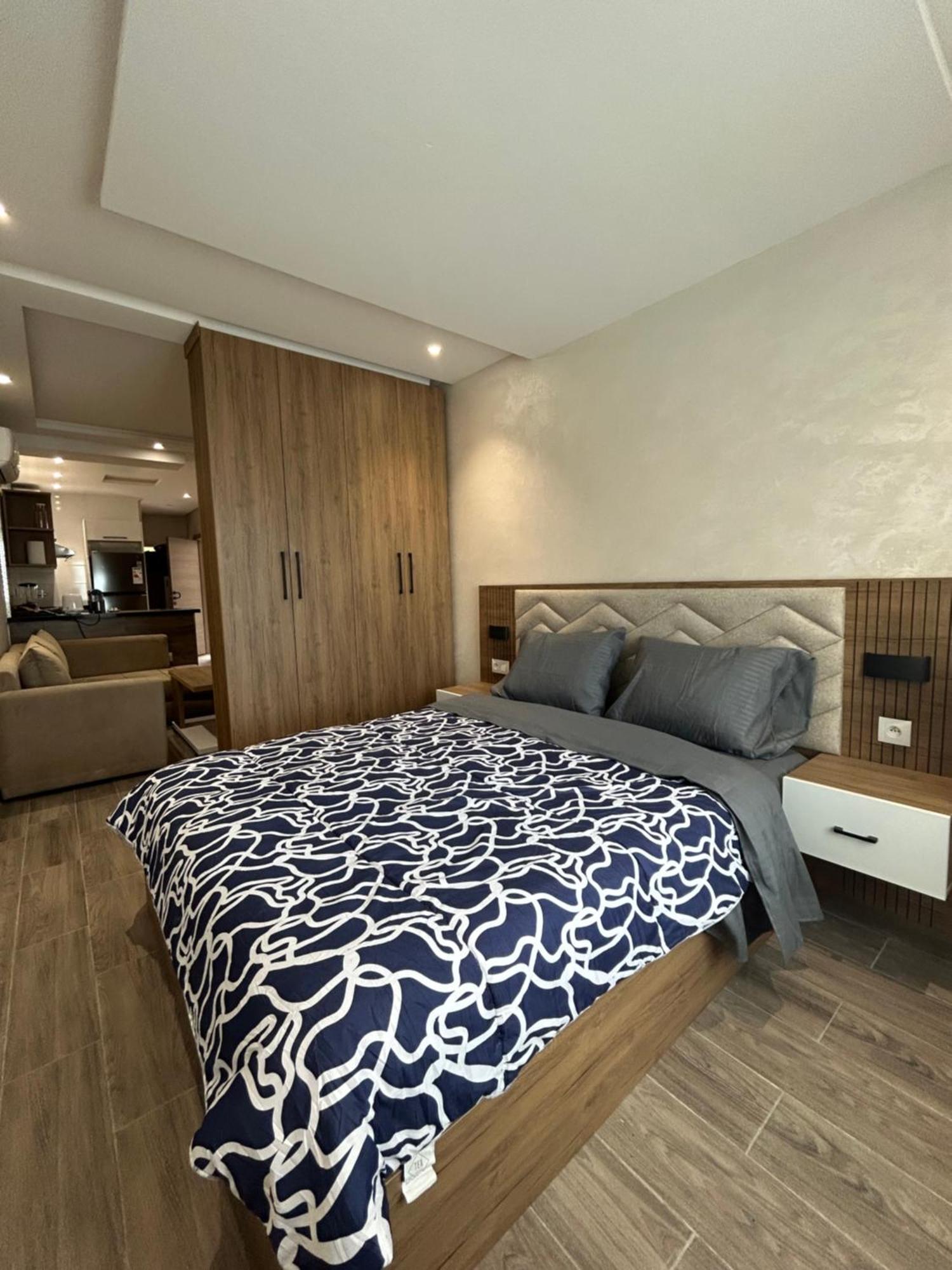 Splendide Studio Haut Standing En Face De La Marina Et A 200 M Du Port De Tanger - 1 Chambre Double Buitenkant foto