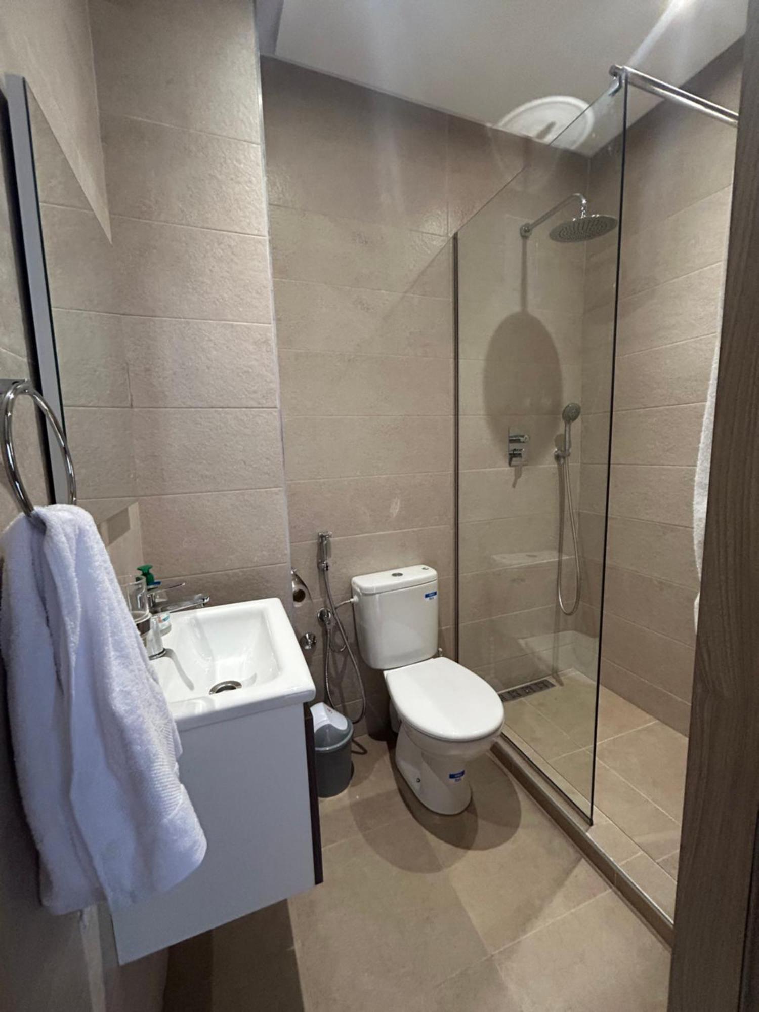 Splendide Studio Haut Standing En Face De La Marina Et A 200 M Du Port De Tanger - 1 Chambre Double Buitenkant foto
