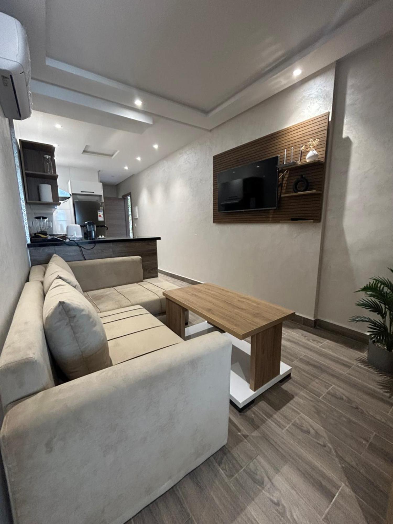 Splendide Studio Haut Standing En Face De La Marina Et A 200 M Du Port De Tanger - 1 Chambre Double Buitenkant foto